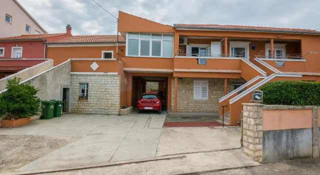 Drago Apartment, Забронировать Апартаменты/квартира Отели Задарской жупания с парковкой, рядом с Пляж Старенице, Парковка