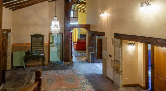 Luxury Villa Esmeralda, Book Villa Suances Cantabria Coast