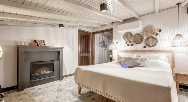 Двухместный номер Standard Мансарда Parna Hotel
