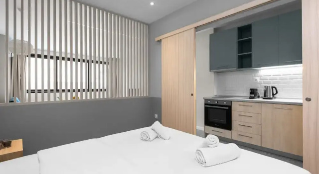 New Yorker, Nilie Hospitality MGMT, Book Apartment Thessaloniki Macedonia