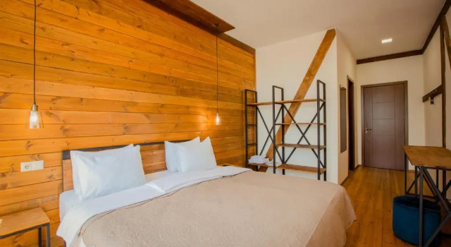 Двухместный номер Standard с балконом Отель Chalet Mestia