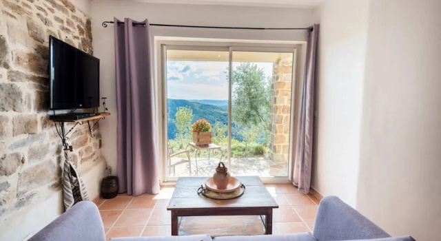 Hidden Retreat in Chassiers, Rezervasyon Tatil Evi Chassiers otoparklı oteller, Otopark