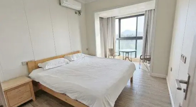 Люкс с 2 комнатами с видом на море Dongshan Houyi Seaview Homestay