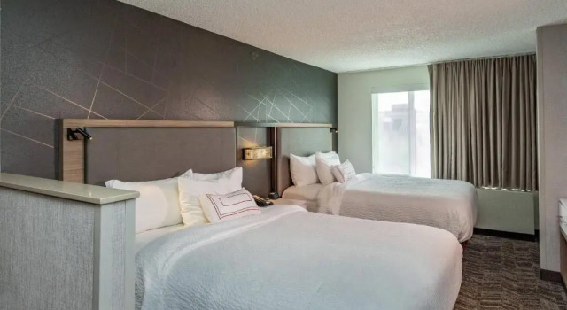 Четырёхместный люкс SpringHill Suites Anchorage Midtown