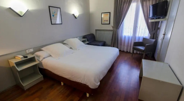 Трёхместный номер Standard Hospedium Hotel Lleida