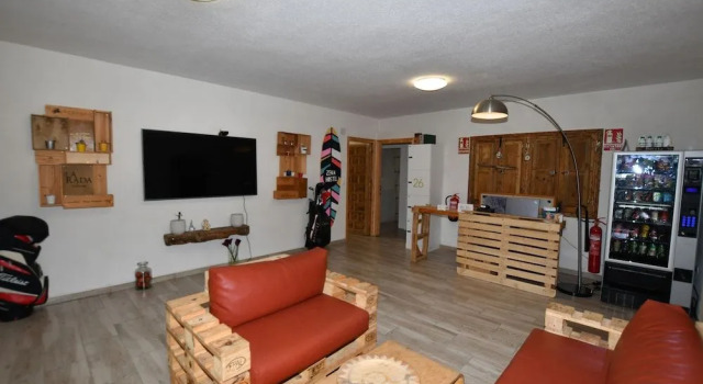ZENIA HOSTEL, Забронировать Хостел Ориуэла Валенсийское сообщество