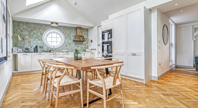 Апартаменты Standard Westminster Fire Station Luxury Apartments