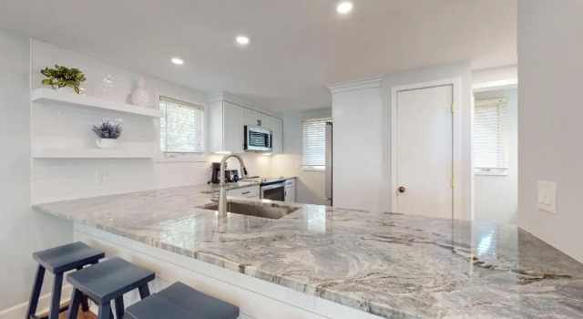 7621 Huntington Villas, Забронировать Отель Отели Хилтон-Хед-Айленд с бассейном, рядом с Palmetto Dunes Club, Бассейн