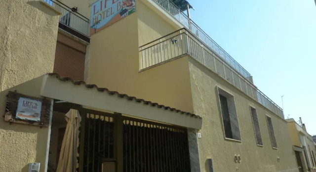 Номер Deluxe Lifes Hotel B