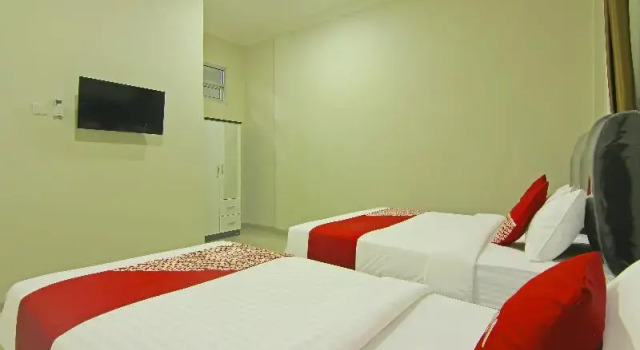 Люкс Oyo 91675 Utama Residence