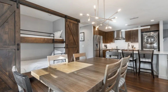 Marsac Mill Manor by Luxury Mountain Destinations, Забронировать Отель Отели Парк-Сити 3 звезды, рядом с Park City Parking, 3*