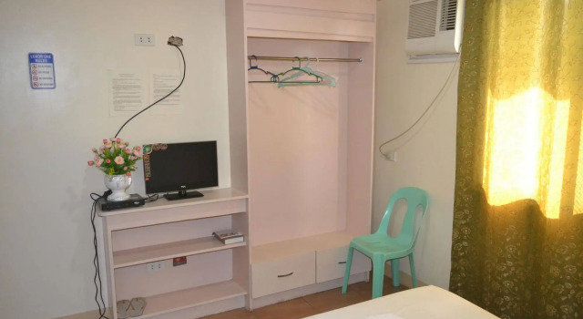 Luxor One Traveler's Inn Gensan, Prenota Hotel Hotel a Mindanao con parcheggio, Parcheggio