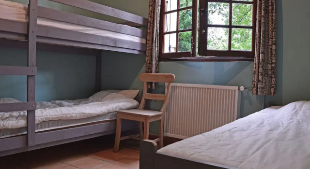 Countryside Villa With Private Swimming Pool at Provence, Забронировать Вилла Отели в центре Сен-Максимен-ла-Сент-Бом, в центре
