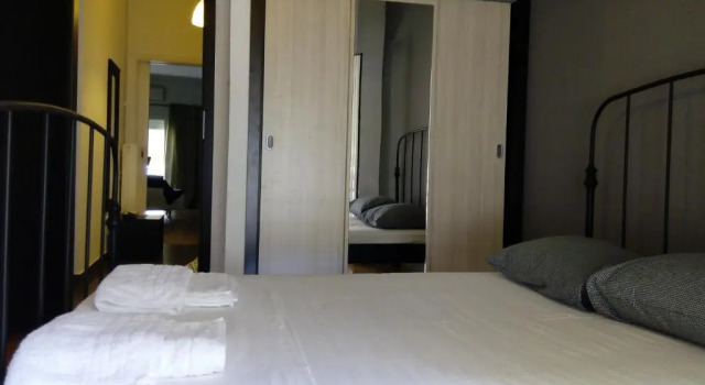 Apartment In The Middle Of Everything, Забронировать Апартаменты/квартира Апартаменты Афины, рядом с Храм Зевса Олимпийского, Апартаменты/квартира