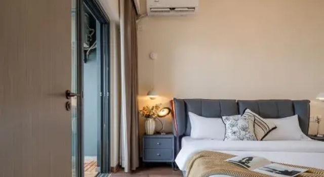 Люкс с 3 комнатами с видом на реку Yanyu High-end Designer Homestay