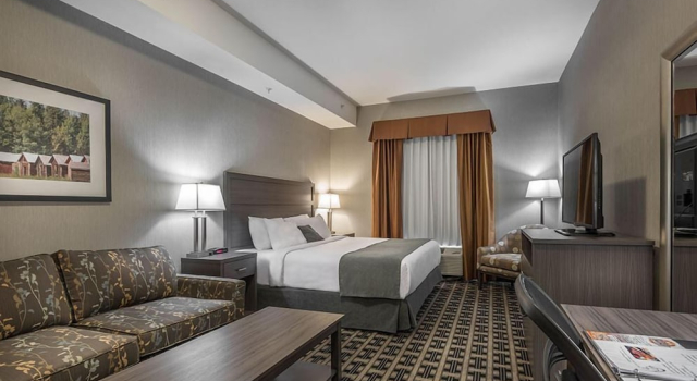 Timber Ridge Inn and Suites, Rezervați Hotel Fox Creek Alberta