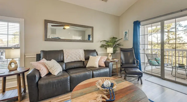 Golf, Gamble & Fish! Condo w/ Pool in Little River