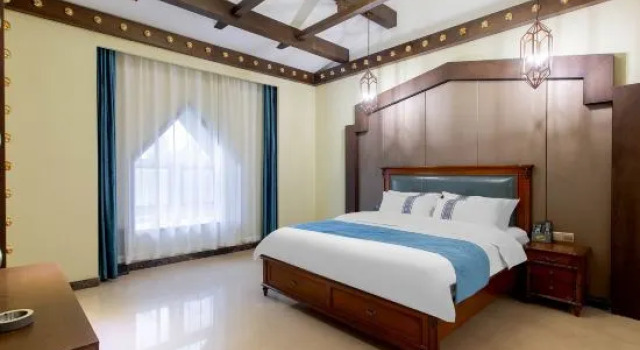 Люкс Deluxe Xinjiang Cultural Tourism Nalati Resort Hotel