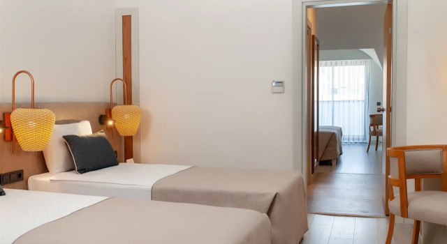 Side Royal Style Hotel