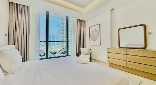 Venduras Chic 1BR Burj Views Sterling