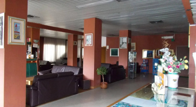 Hotel Holidays