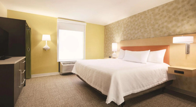Двухместная студия Home2 Suites By Hilton Iowa City Coralville