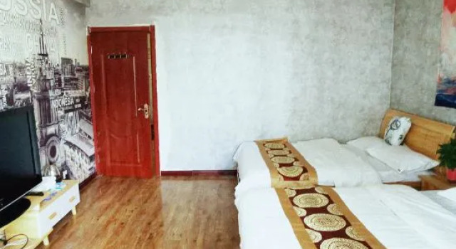 Семейный люкс с 3 комнатами Lanzhou Yilu Hotel Apartment