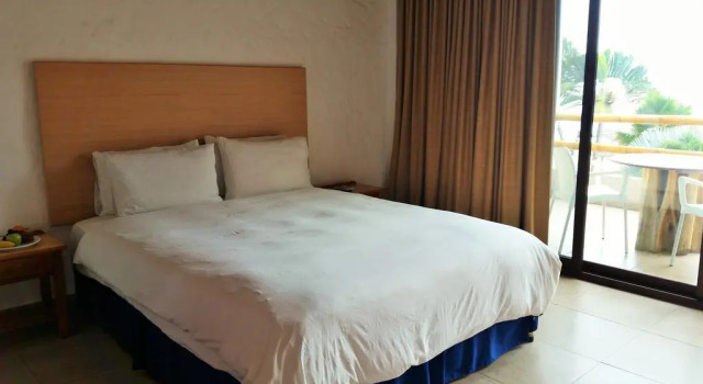 Baja Montañita Beach Resort, Prenota Hotel Hotel a Santa Elena Province con piscina, Piscina