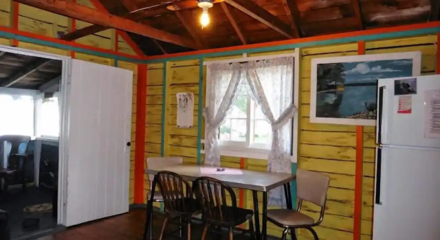 Коттедж с 2 комнатами с видом на воду Bruce Bay Cottages & Lighthouse