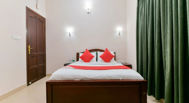 OYO 14697 Home Modern 1 BK Fort Kochi
