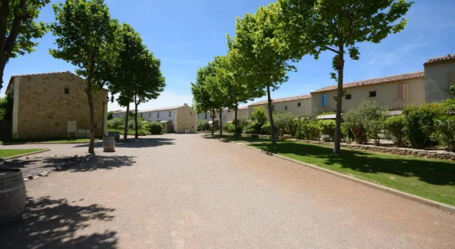Villa de charme 52 Chez Bon, Rezervați Vilă Saint-Laurent-de-la-Cabrerisse 