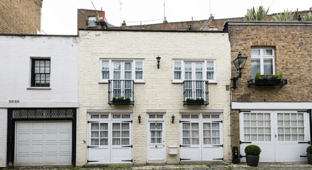 Gorgeous 2BR Mews House Next to Hyde Park, Забронировать Отель Отели Англии 3 звезды, 3*