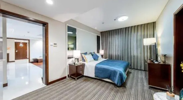Люкс Presidential Yuetang Zhenxuan Service Apartment