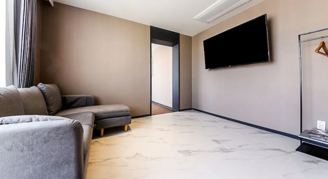 Одноместный семейный люкс Royal Brown Dot Hotel Nampo Chungmu