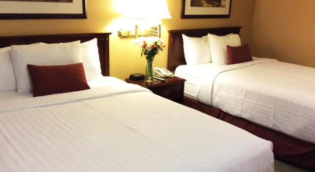 Четырёхместный номер Standard Traditions Hotel & Spa Johnson City - Binghamton, an Ascend Collection Hotel
