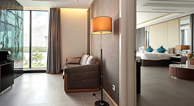 Полулюкс Castle Bayview Resort & Spa