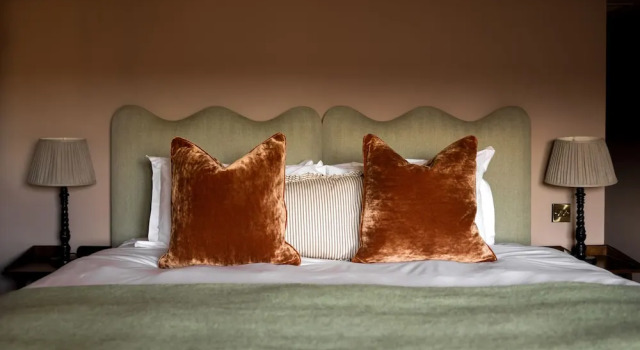 Номер Comfort Bedford Arms Hotel