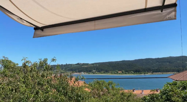 La Casa del Farero, Buchen Sie Ferienwohnung San Esteban Costa Verde, in der Nähe von Playa de los Espinos
