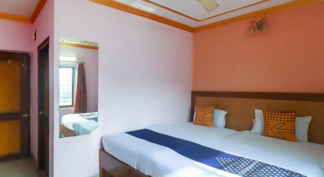 Двухместный номер Standard SPOT ON 75963 Hotel Prince