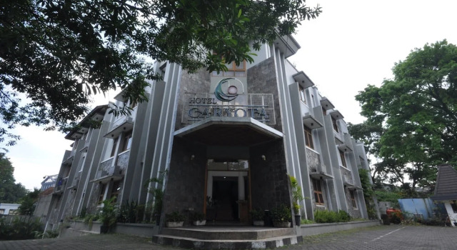 Caryota Hotel