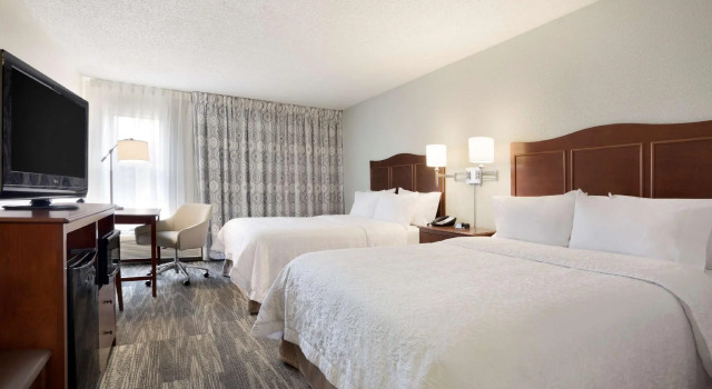 Четырёхместный номер Standard Hampton Inn Fort Worth Southwest Cityview