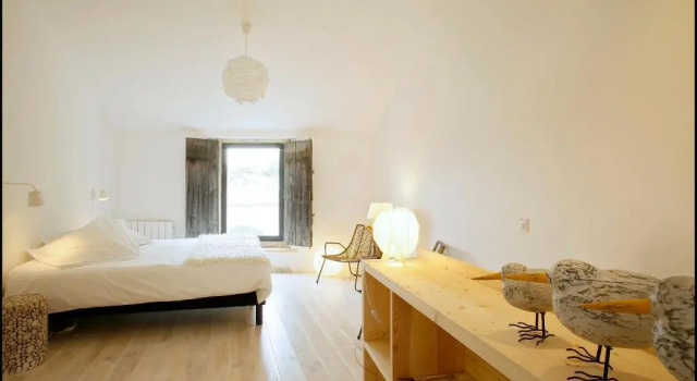Номер Luxury La Maison Rouge dUzes B&B