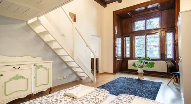 Lovely Apartment on Mala Strana just 10 mins walk to scenic places