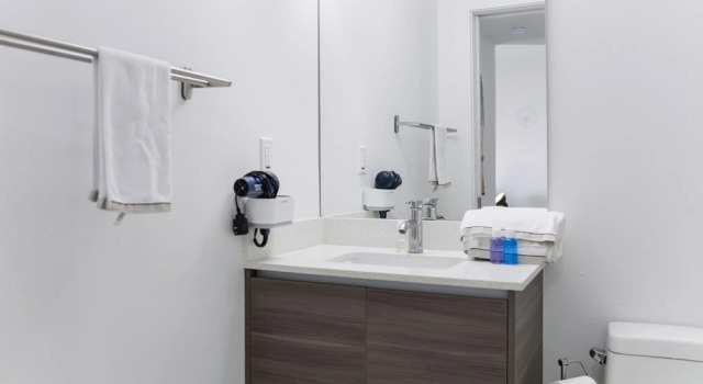 Wynwood 1BR Condo w Free Parking