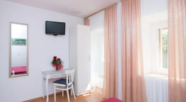 Апартаменты One Bedroom Apartment Nincevica street