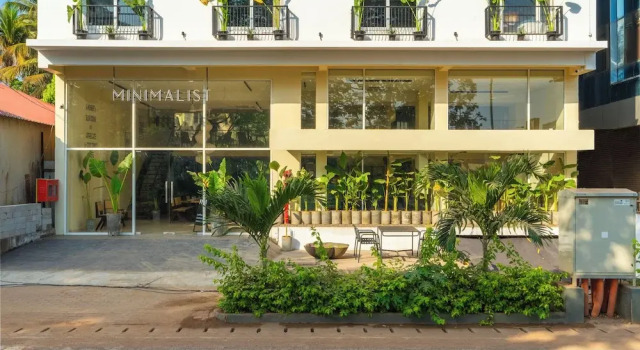 Minimalist Panjim, Rezerwuj Hotel Hotele w North Goa z parkingiem, Parking