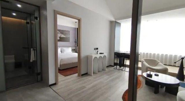 Grand Suite 8 / 8life Hotel