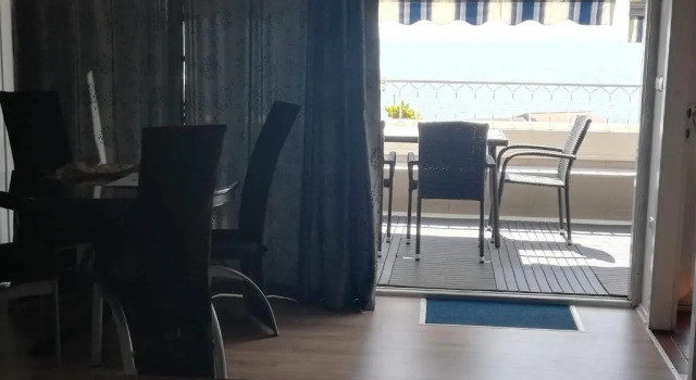 Апартаменты с 3 комнатами с видом на море Villa Elit