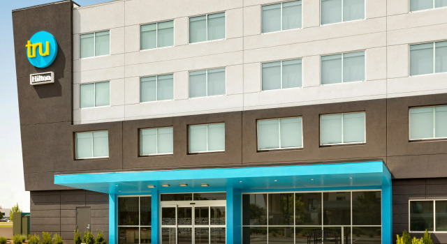Tru By Hilton Wichita Northeast, Prenota Hotel Hotel a Kansas con parcheggio, Parcheggio