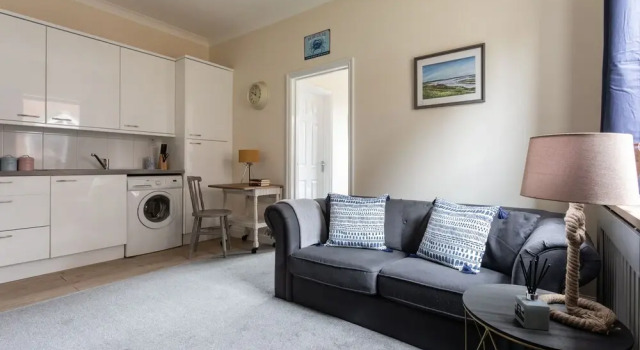 Promenade Apartment by Creative Stays, Book Lejlighed Maldon Essex